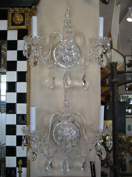 Shades Of The Past, Antiques, Chandeliers, Bronze Candelabras, Sconces, Fantoni, Murano, Frankart, Baccarat Crystal